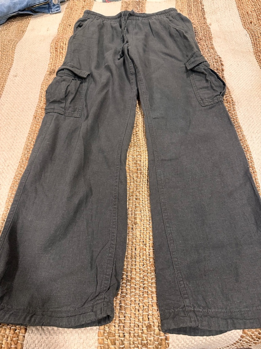 Hollister- women’s Size XXS Linen Cargo Drawstring Pants - Charcoal Gray